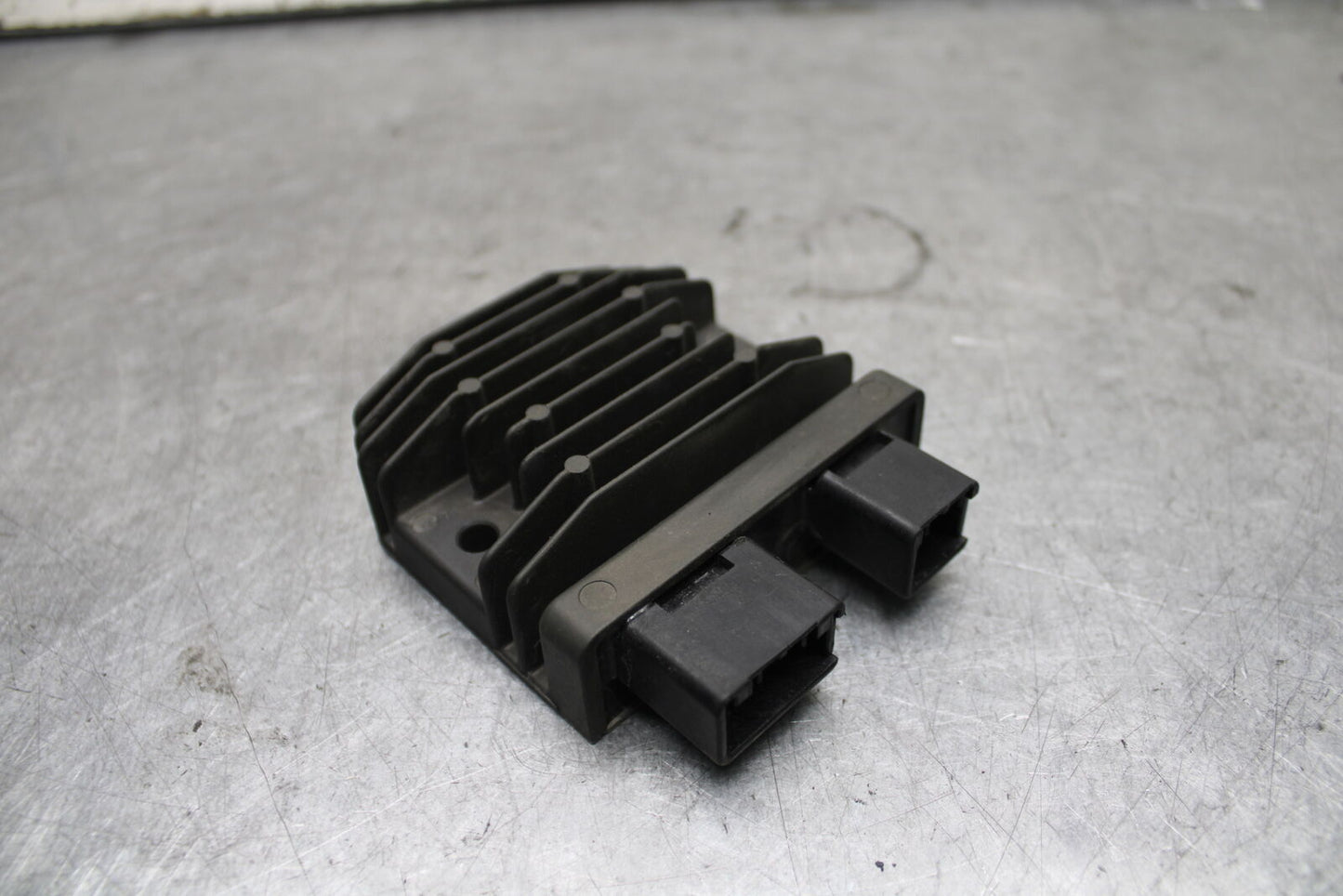 17-21 HONDA CBR1000RR SP RECTIFIER VOLTAGE REGULATOR BB681