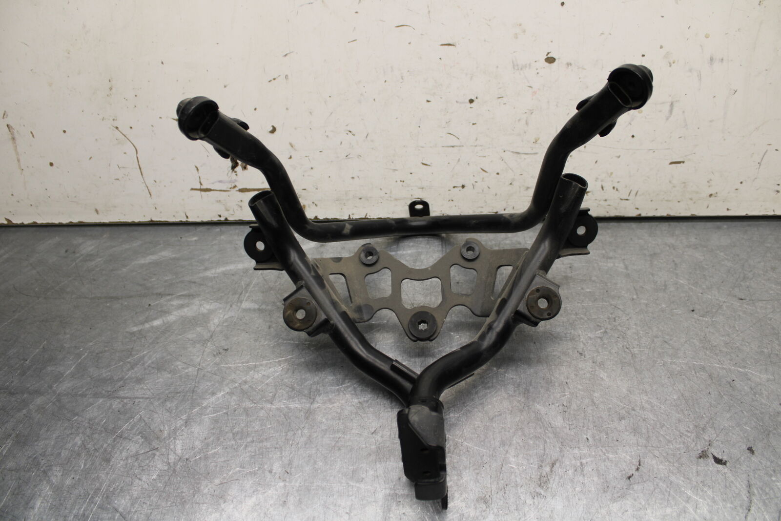 03-07 SUZUKI SV1000S UPPER FAIRING MIRROR GAUGES STAY BRACKET 94510-16G00 BB657