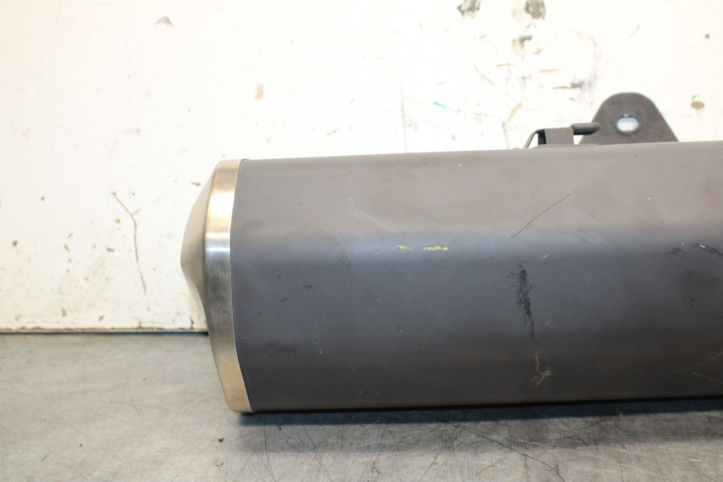 19-22 KAWASAKI Z400 EXHAUST PIPE MUFFLER SLIP ON CAN SILENCER BB738