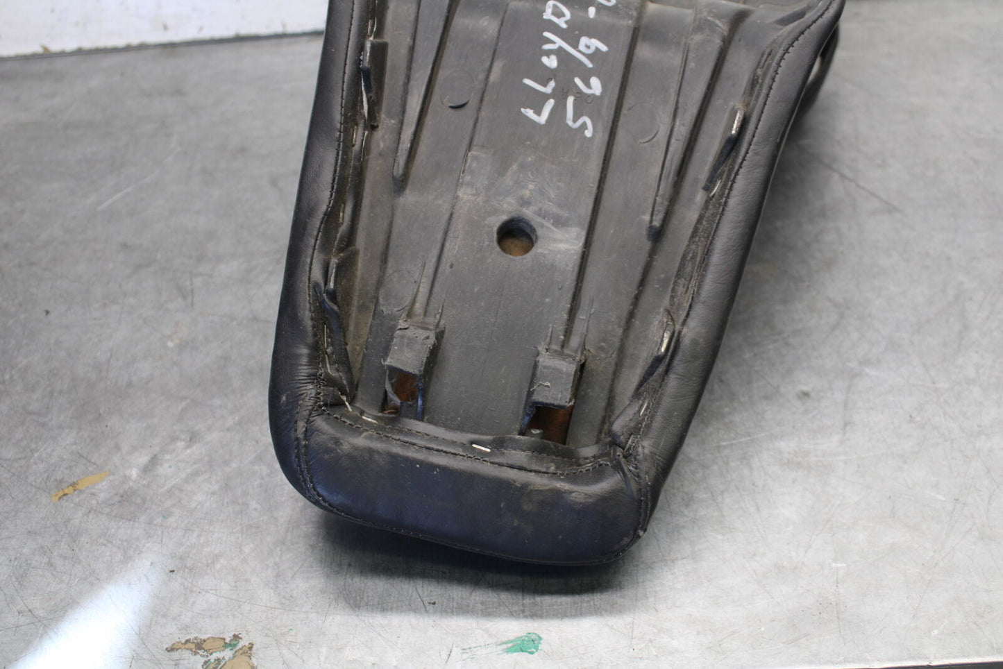 85-86 SUZUKI MADURA 1200 REAR BACK PASSENGER SEAT BB691