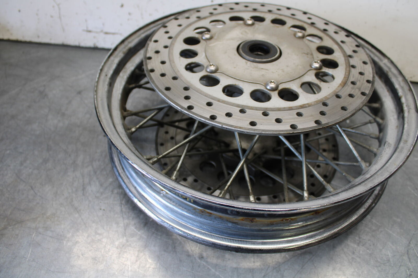 99-00 YAMAHA V STAR 1100 FRONT WHEEL FRONT RIM BB711