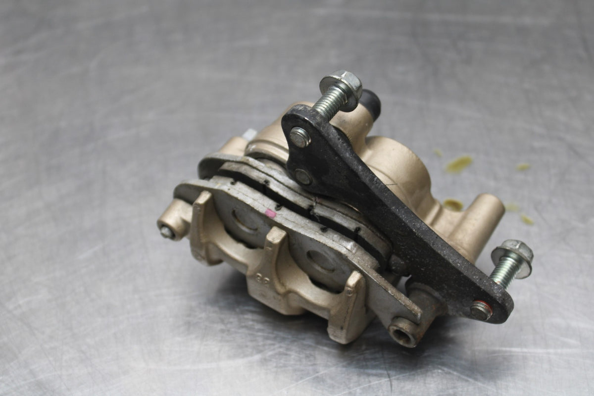 08 HONDA CBR125R LEFT FRONT BRAKE CALIPER BB839