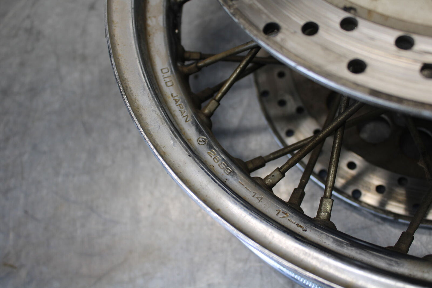 99-00 YAMAHA V STAR 1100 FRONT WHEEL FRONT RIM BB711