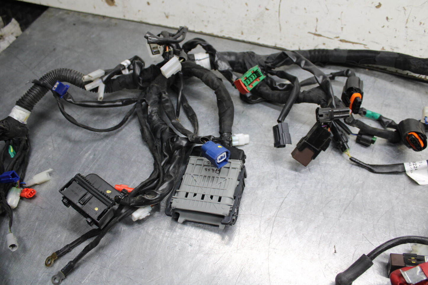 17-24 KTM 390 DUKE MAIN ENGINE WIRING HARNESS MOTOR WIRE LOOM BB734
