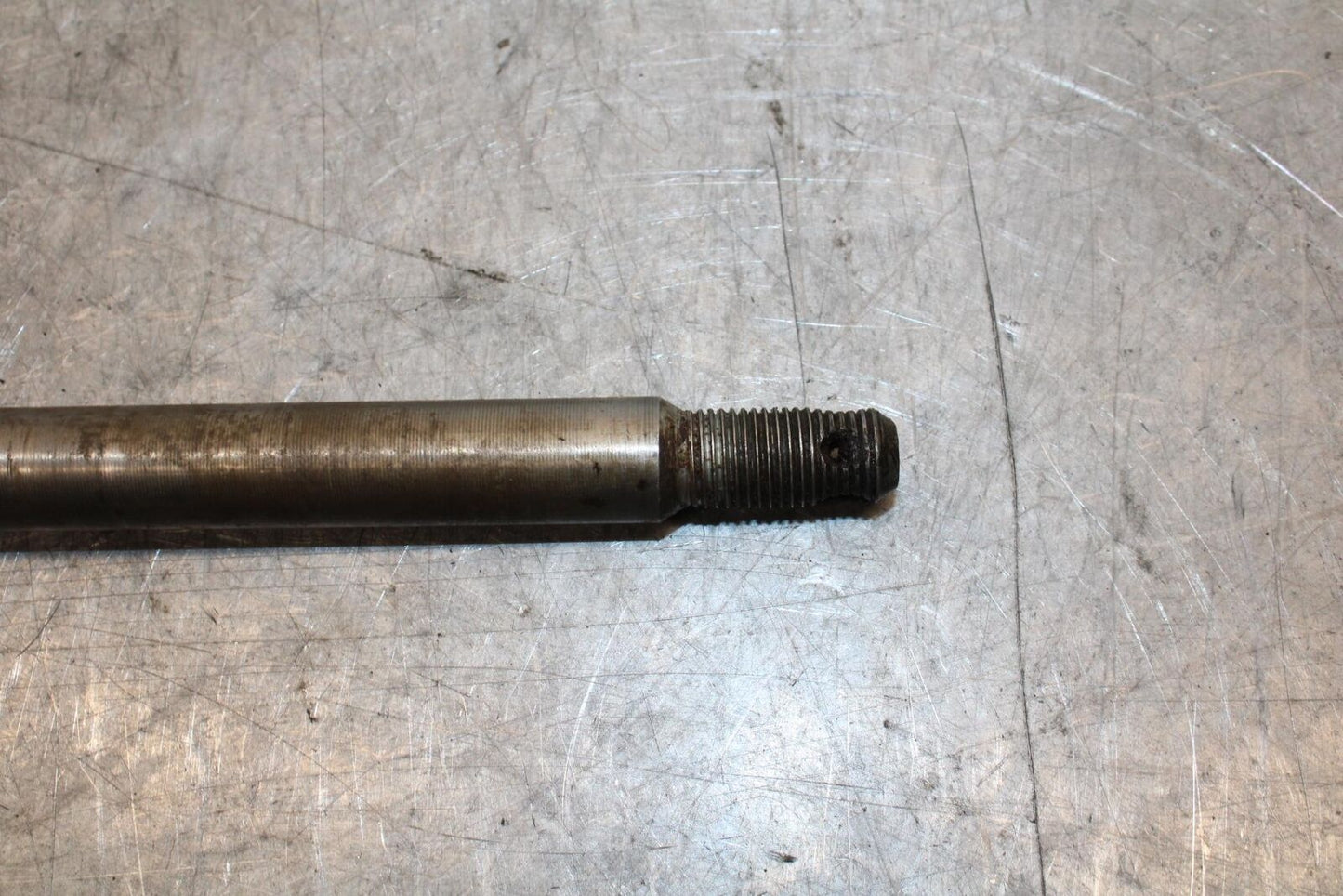 1982 Suzuki GS1100ES FRONT WHEEL RIM AXLE PIVOT BOLT BB55