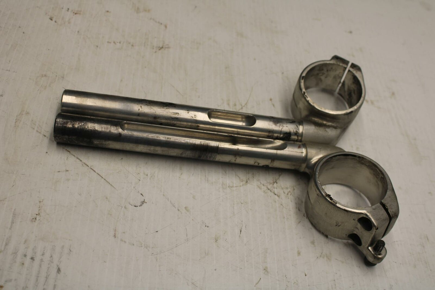 96 YAMAHA YZF750R LEFT RIGHT CLIP ON ONS HANDLEBARS PAIR SET BB237 B