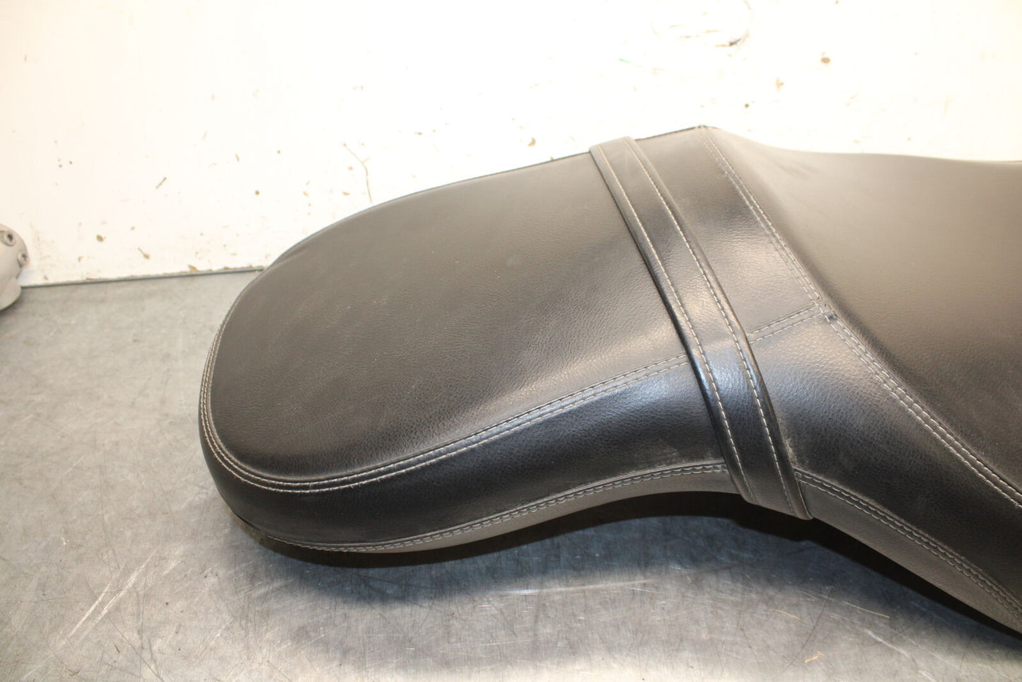 14-16 TRIUMPH AMERICA LT FRONT DRIVERS SEAT BB720