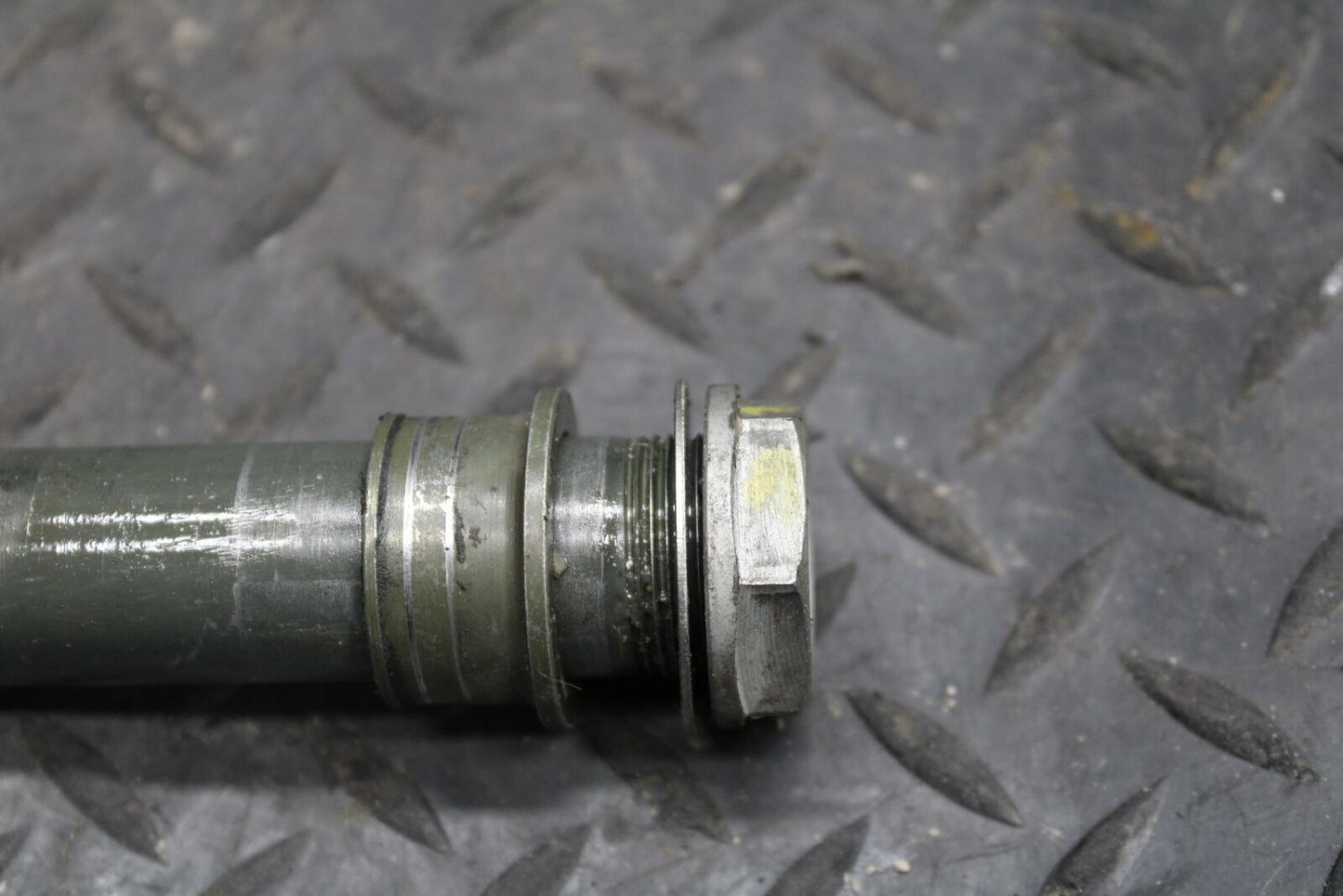 10-11 APRILIA RSV4 R FRONT WHEEL RIM AXLE PIVOT BOLT BB202