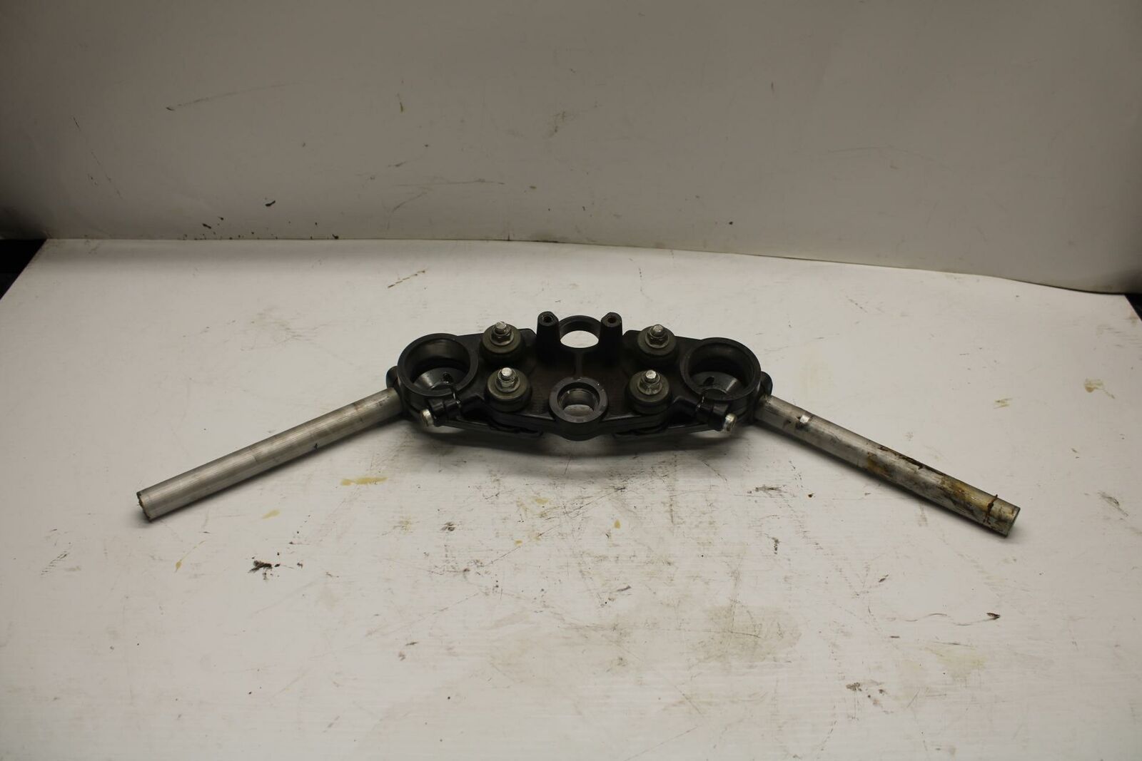 00-07 SUZUKI HAYABUSA FORKS UPPER TRIPLE TREE CLAMP  BB281