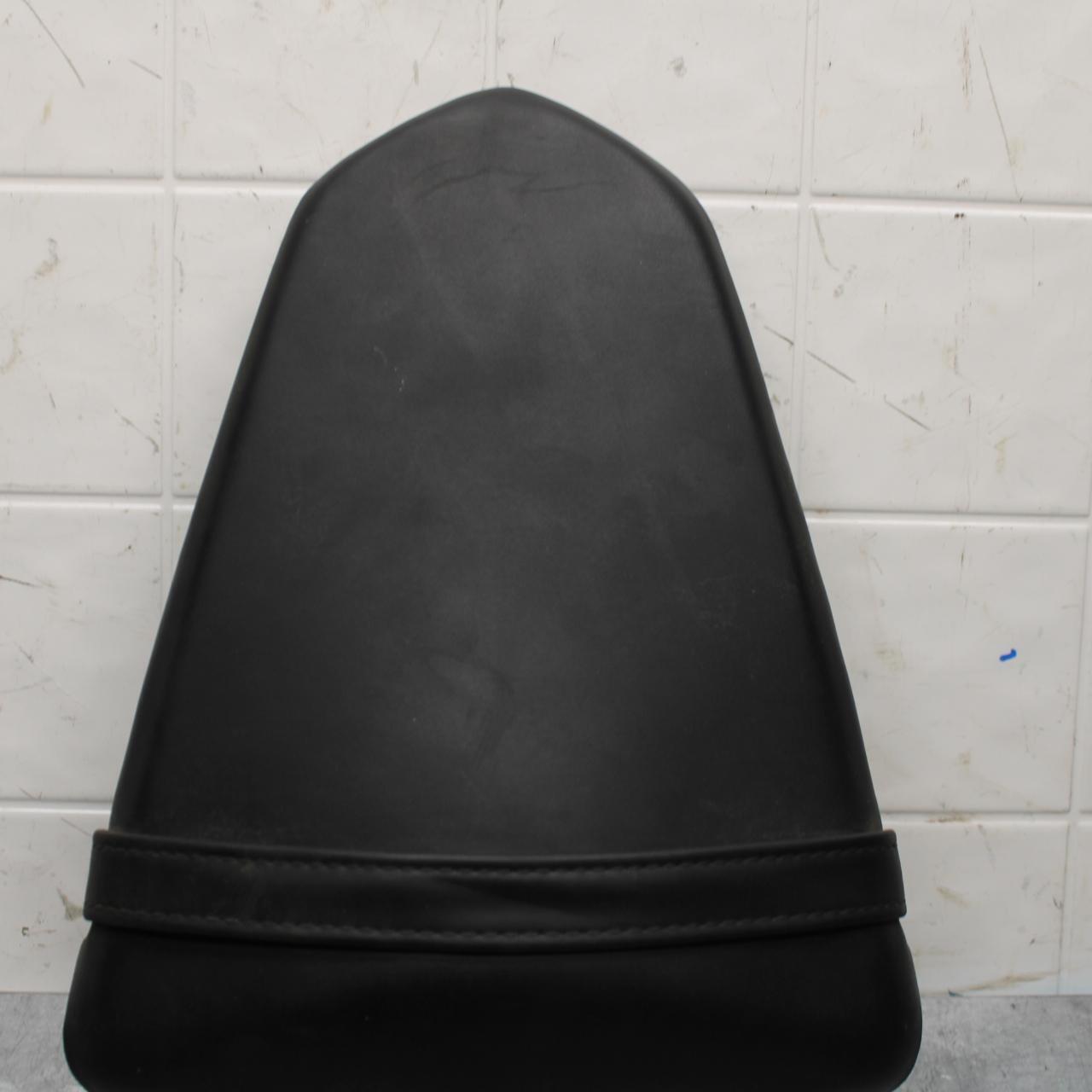 19-21 YAMAHA YZF R3 REAR BACK PASSENGER TANDEM SEAT PAD SADDLE BB588