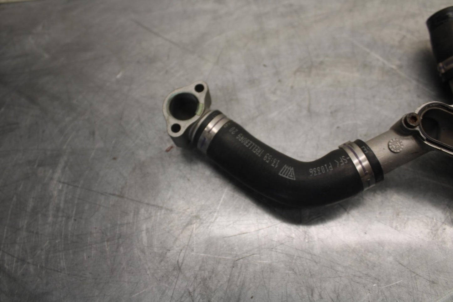 2010 Aprilia RSV1000R ENGINE WATER COOLANT PUMP COVER BB513