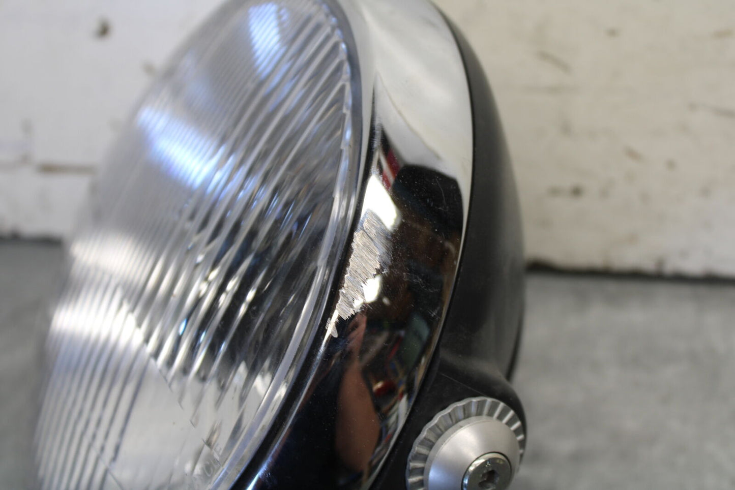 06-07 DUCATI MONSTER 695 FRONT HEADLIGHT HEAD LIGHT LAMP BB674