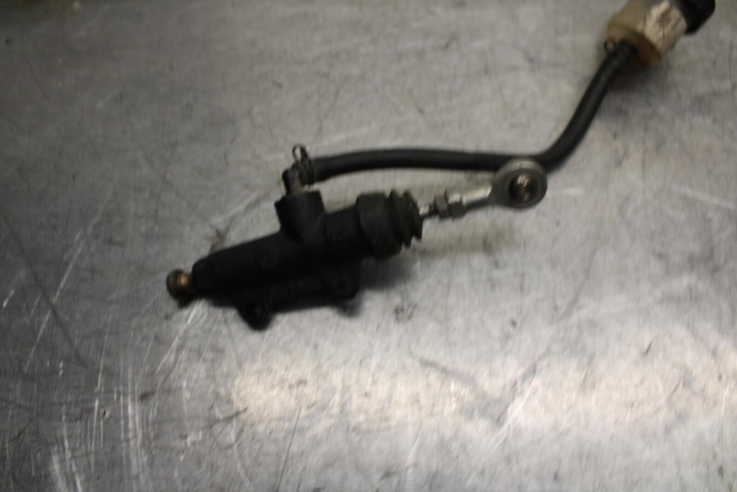 16-18 KTM 690 DUKE REAR BACK BRAKE MASTER CYLINDER W RESERVOIR BB631