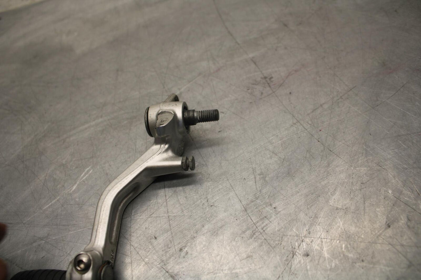 2010 Aprilia RSV1000R RIGHT REARSET BRAKE FOOT PEDAL BB513