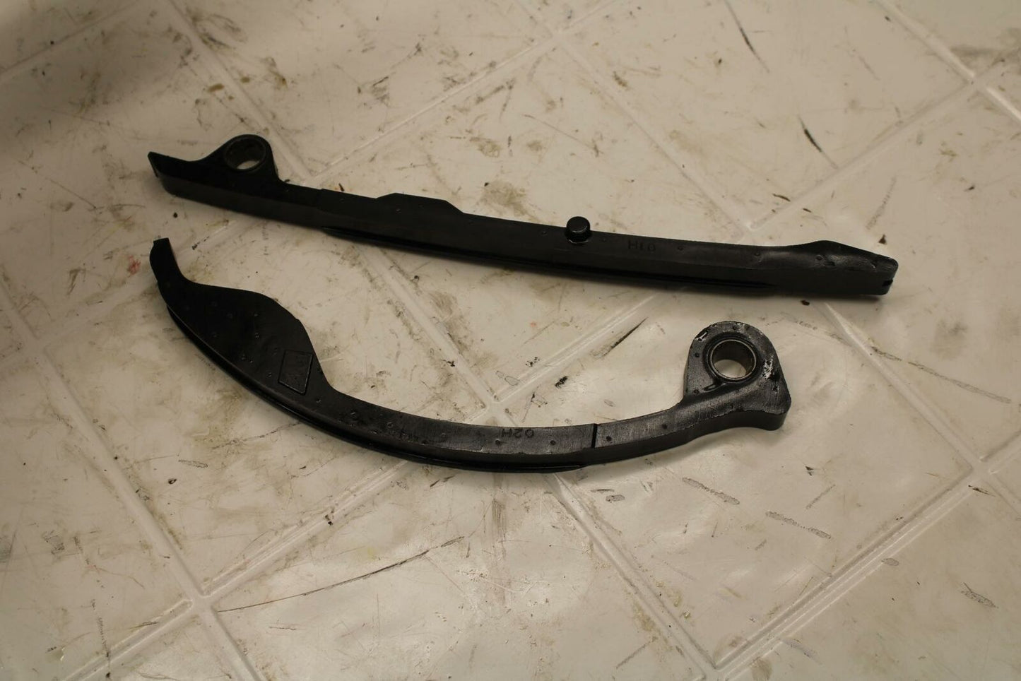 06-07 SUZUKI GSXR750 CAM TIMING CHAIN GUIDES BB152B