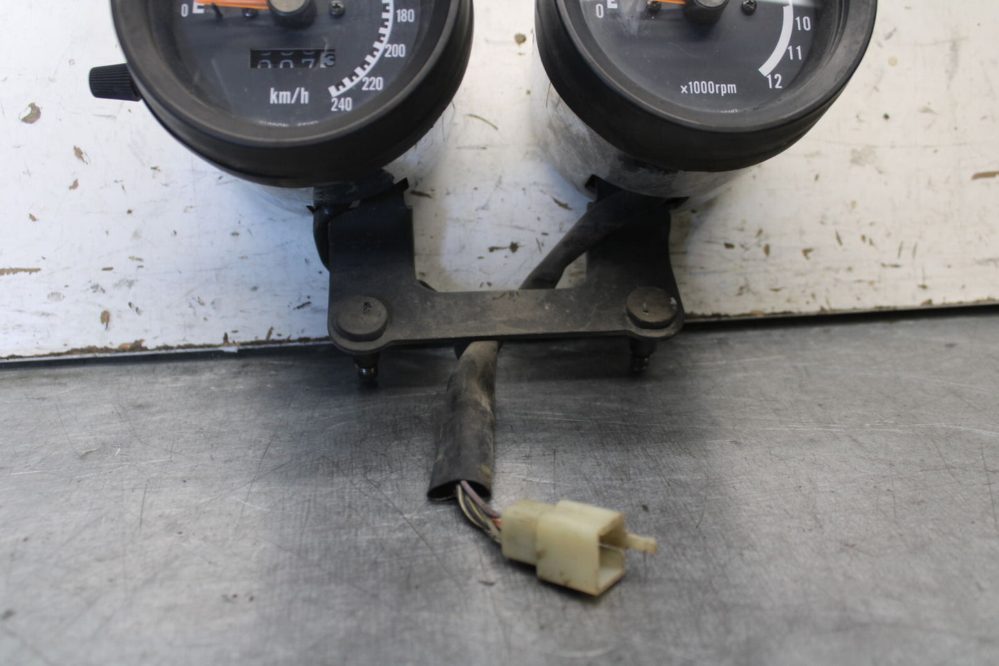 85-86 SUZUKI MADURA 1200 GAUGES METER SPEEDO TACH BB691