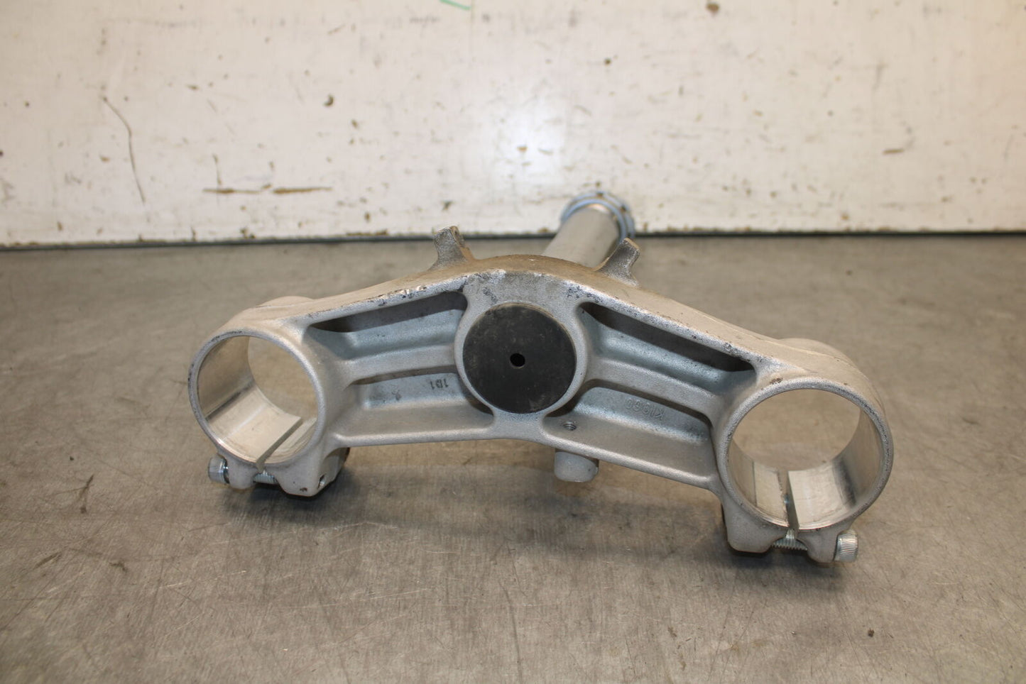19-23 KAWASAKI NINJA ZX6R FRONT FORKS CLAMP LOWER TRIPLE TREE STEM BB701