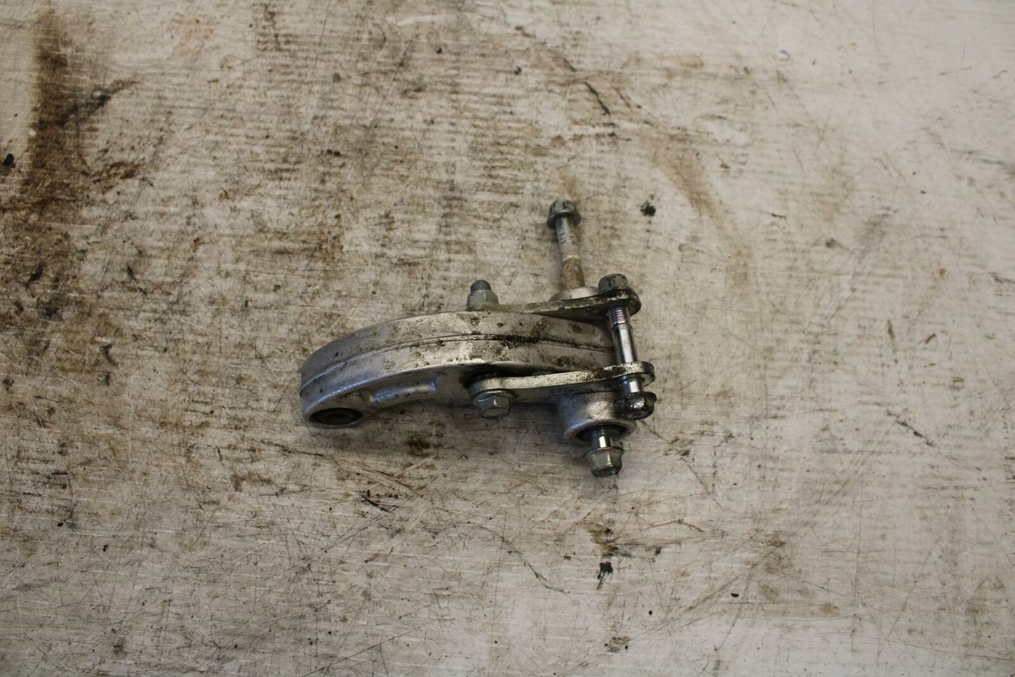 17-19 YAMAHA FZ09 REAR BACK SHOCK LINK DOG BONE BB310