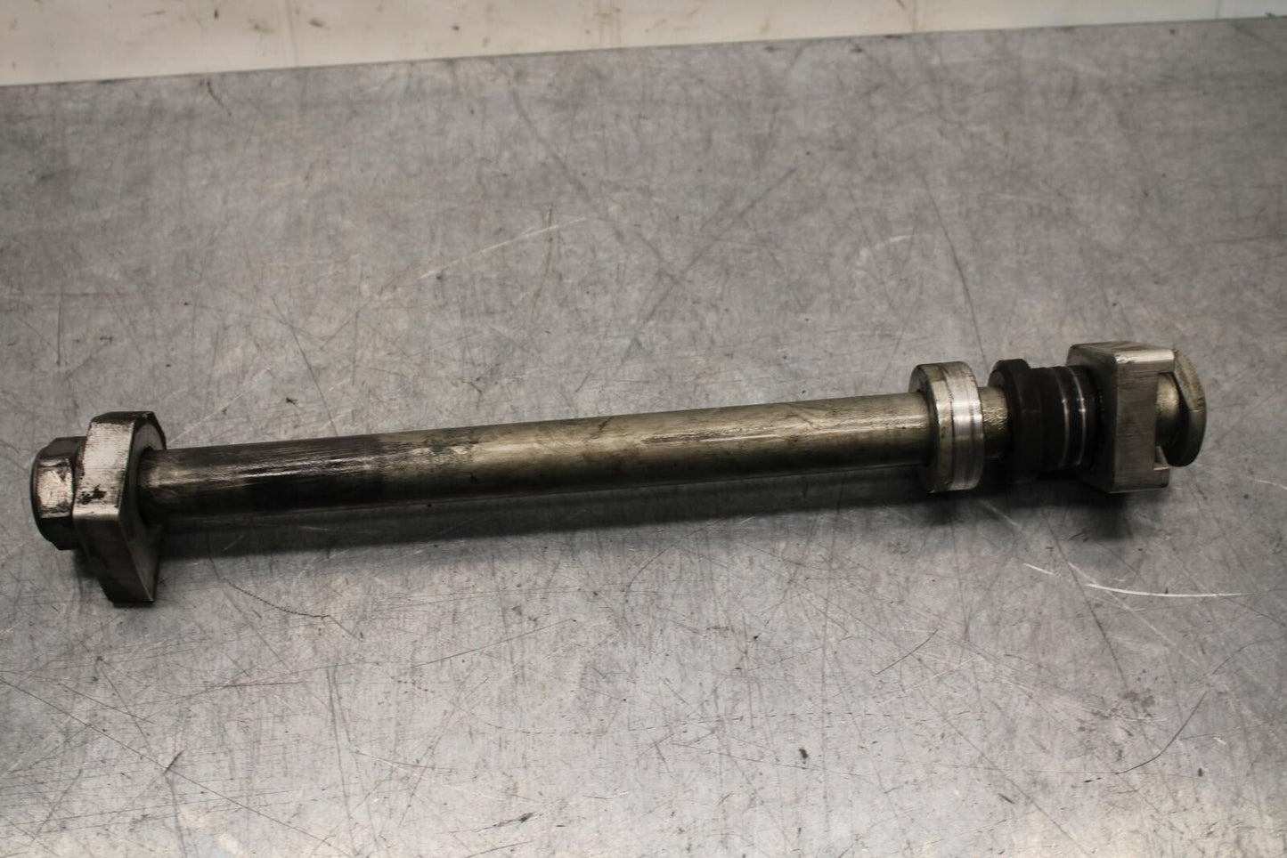 2009 Triumph Daytona 675 REAR AXLE BACK WHEEL RIM PIVOT BOLT AXEL BB584