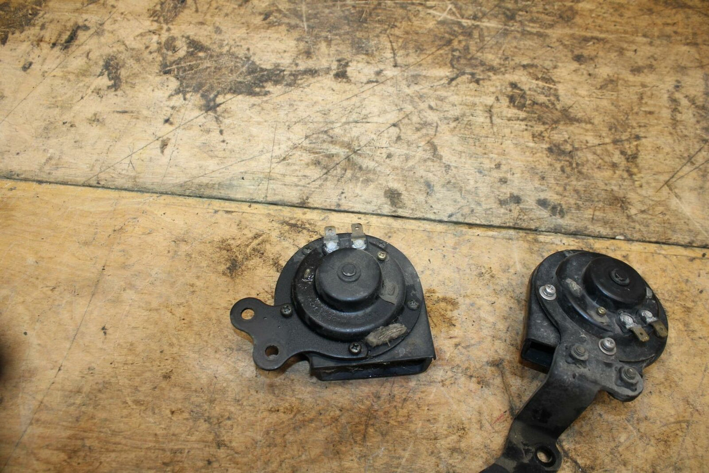 99-03 YAMAHA ROAD STAR XV1600A HORN SIGNAL BB344