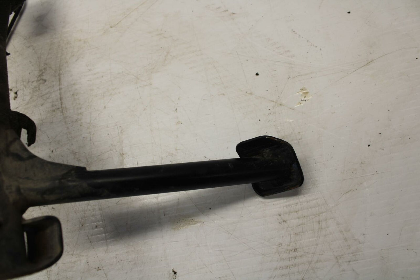 04-09 SUZUKI GS500F CENTER MAIN STAND 42100-01D90-ENM BB261