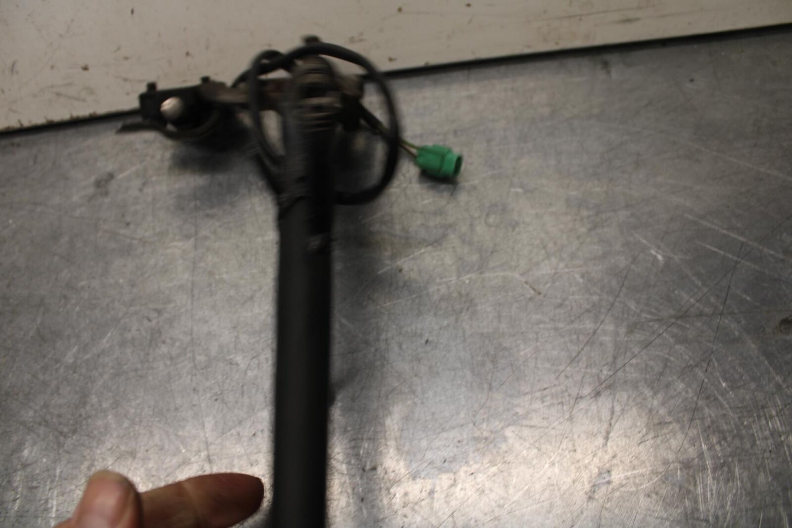 01 SUZUKI GSXR1000 KICKSTAND SIDE KICK STAND 42310-40F10 42330-35F02 BB100