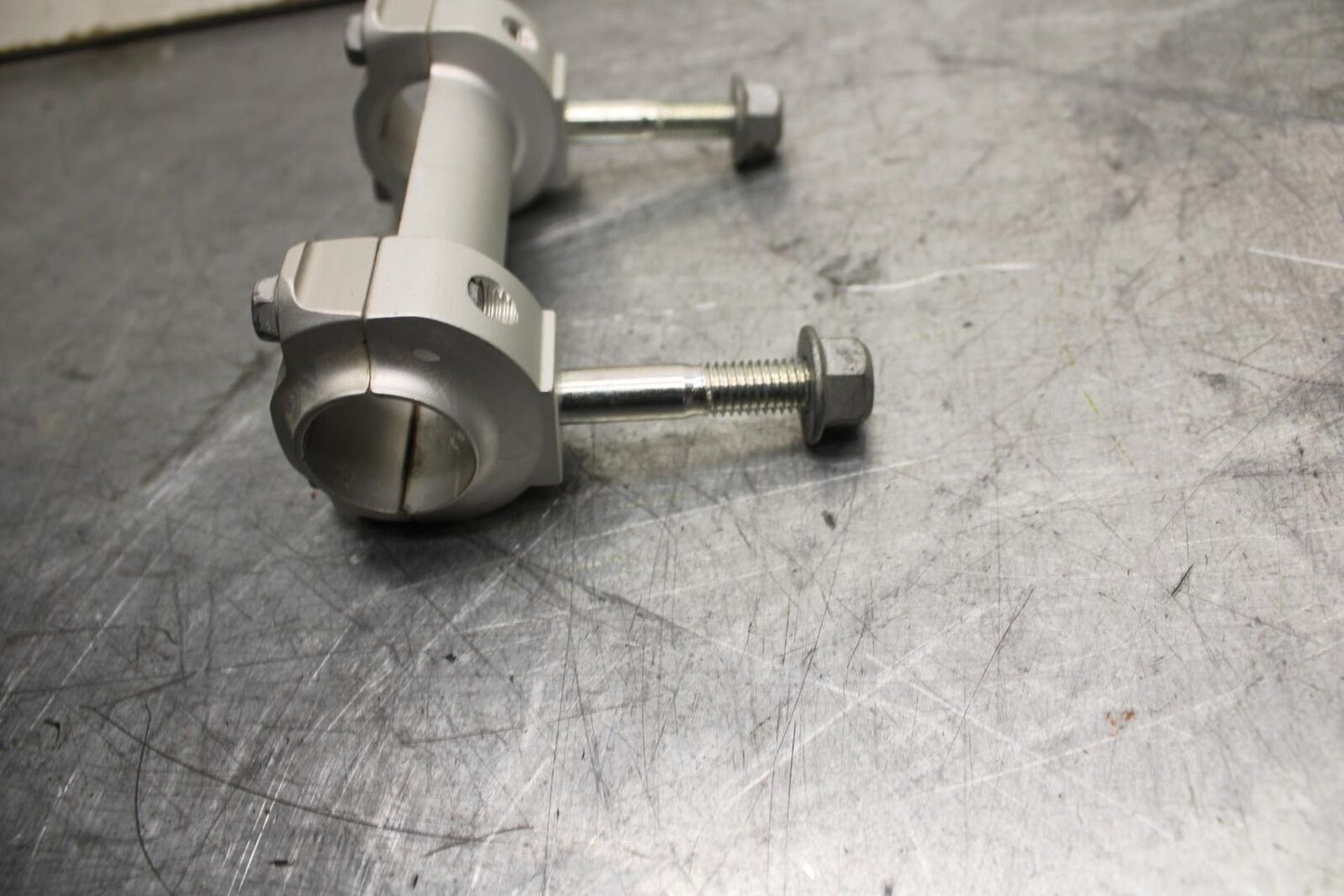 16-18 KTM 690 DUKE HANDLEBAR RISERS BB631