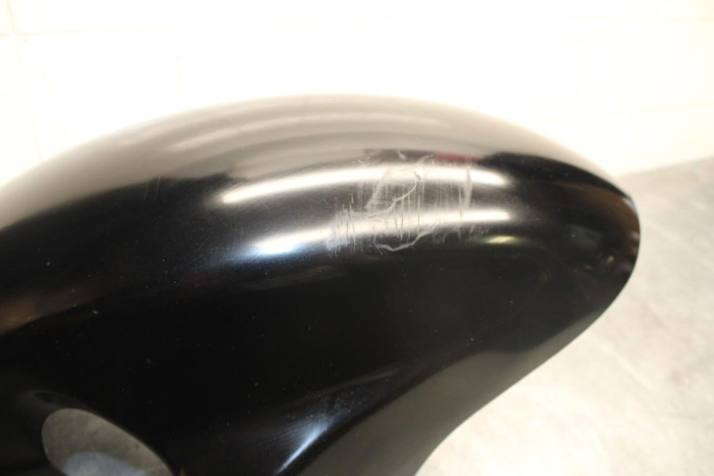 1998 Suzuki TL1000S FRONT WHEEL FENDER COWL FAIRING BB508