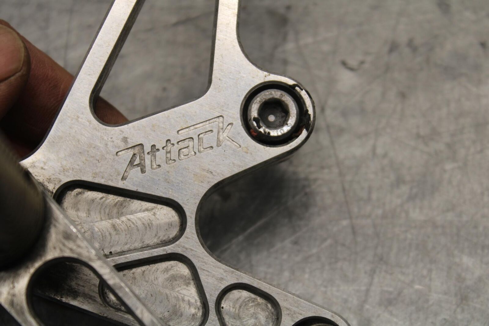 01-03 SUZUKI GSXR600 RIGHT LEFT REARSETS REAR SET DRIVER FOOT PEGS BB639