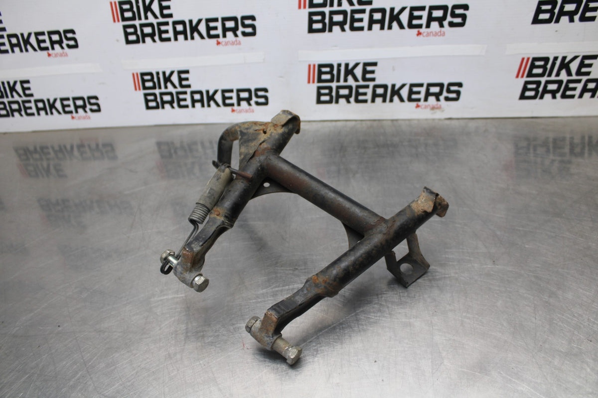 09 KAWASAKI CONCOURS 14 ZG1400B CENTER MAIN STAND BB875