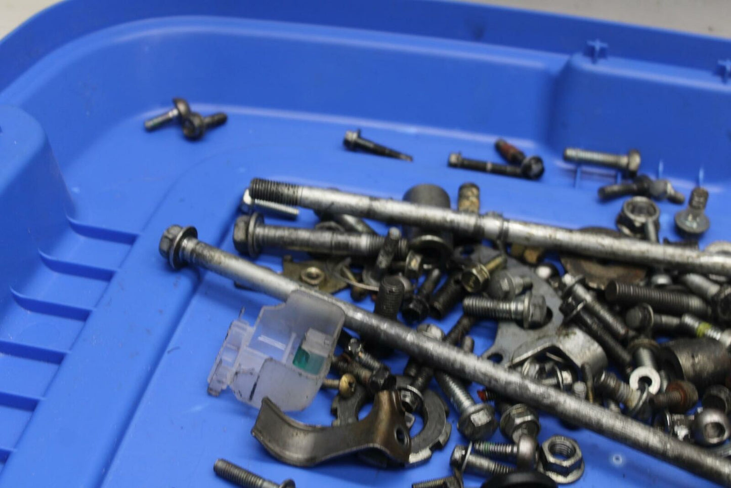 95-98 HONDA CBR600F3 HARDWARE BB18