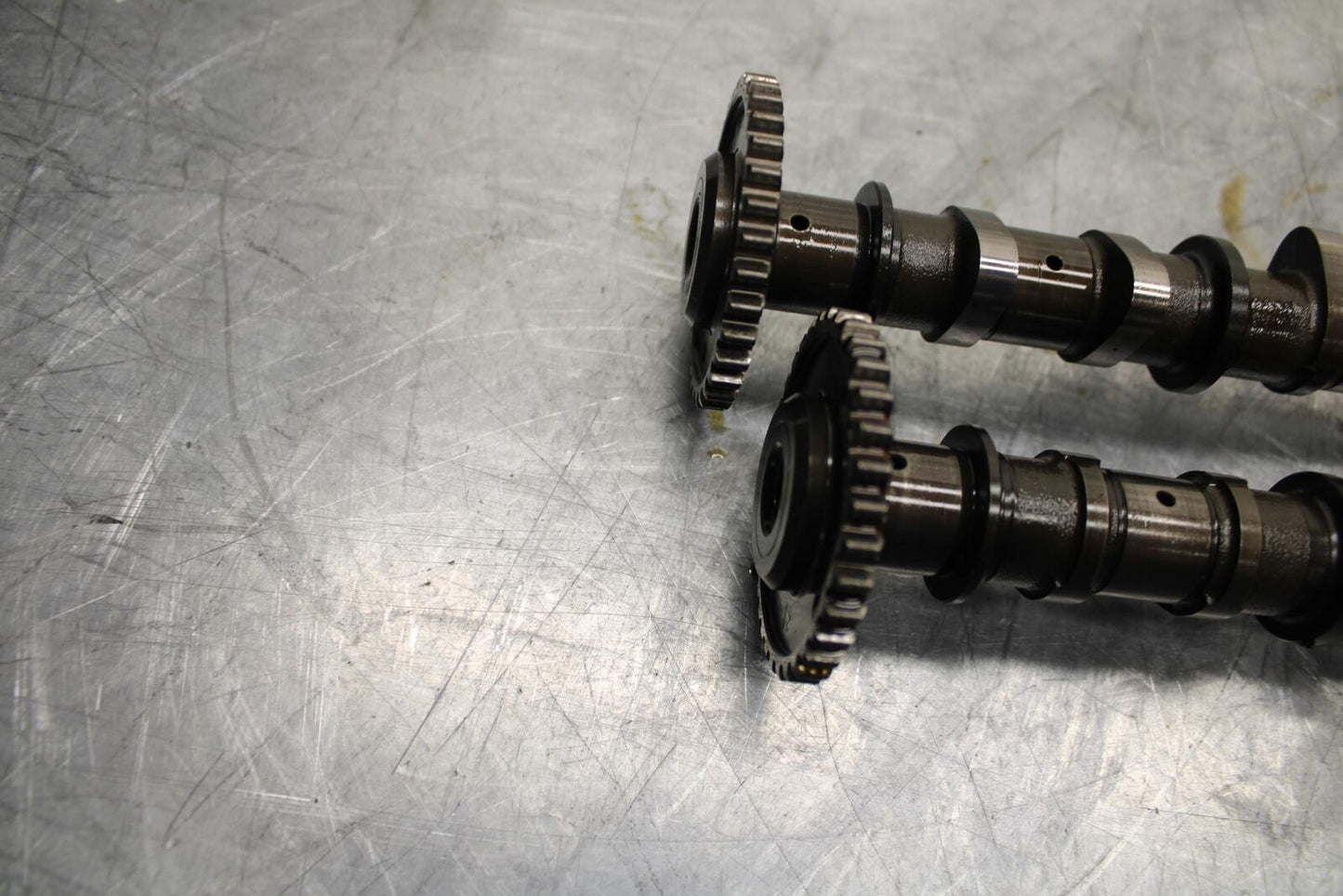 04-05 SUZUKI GSXR600 CAMSHAFT CAMS CAM SHAFTS 12710-29G00 12720-29G00 BB329