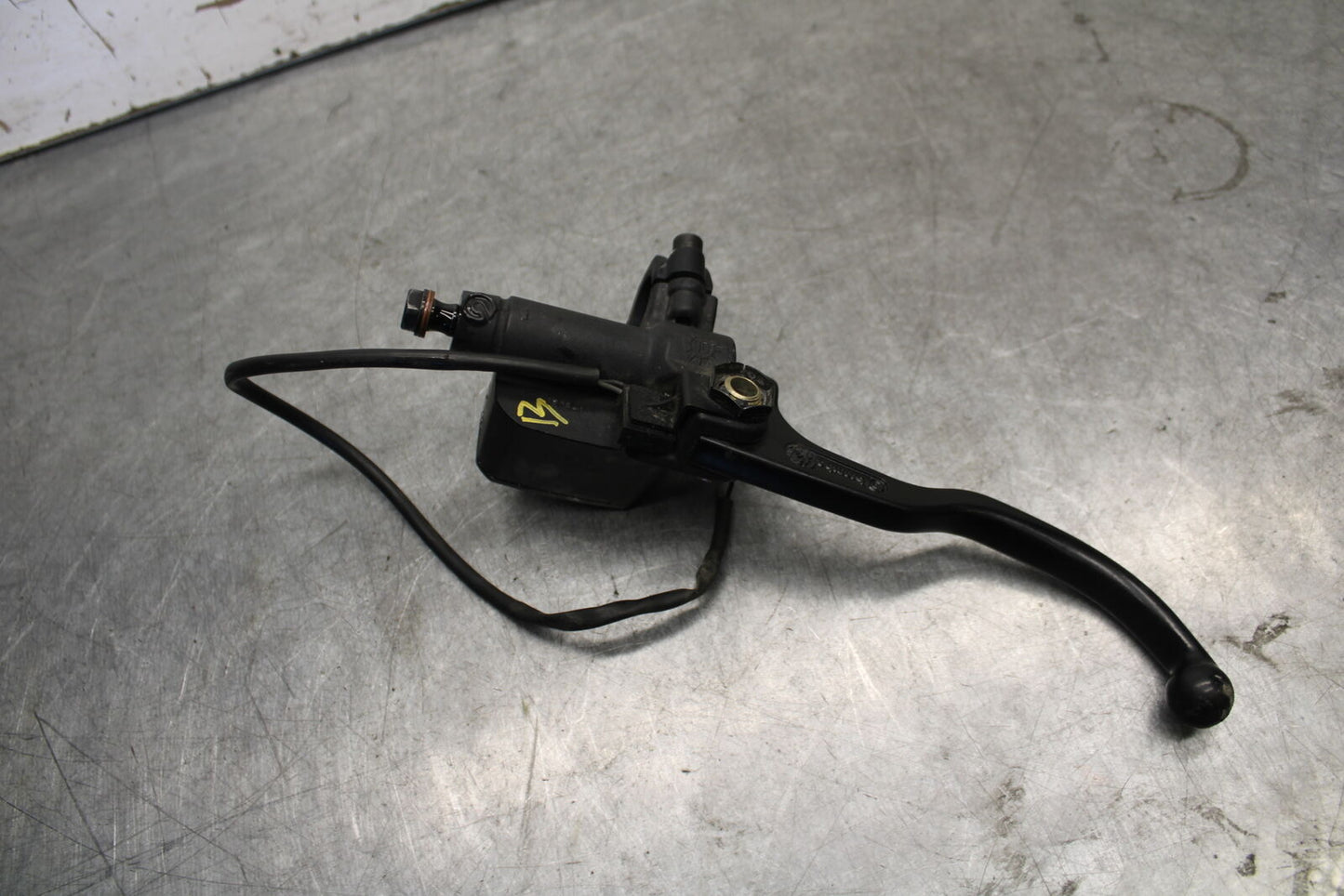 06-07 DUCATI MONSTER 695 FRONT BRAKE MASTER CYLINDER w/ LEVER BB674