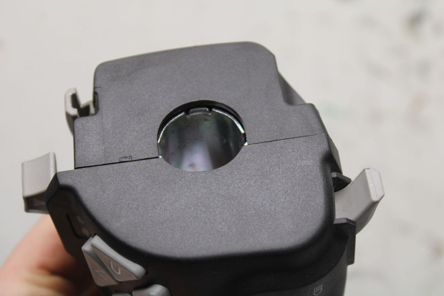 17-24 KTM 390 DUKE LEFT CLIP ON HANDLE HORN SIGNALS SWITCH SWITCHES BB734