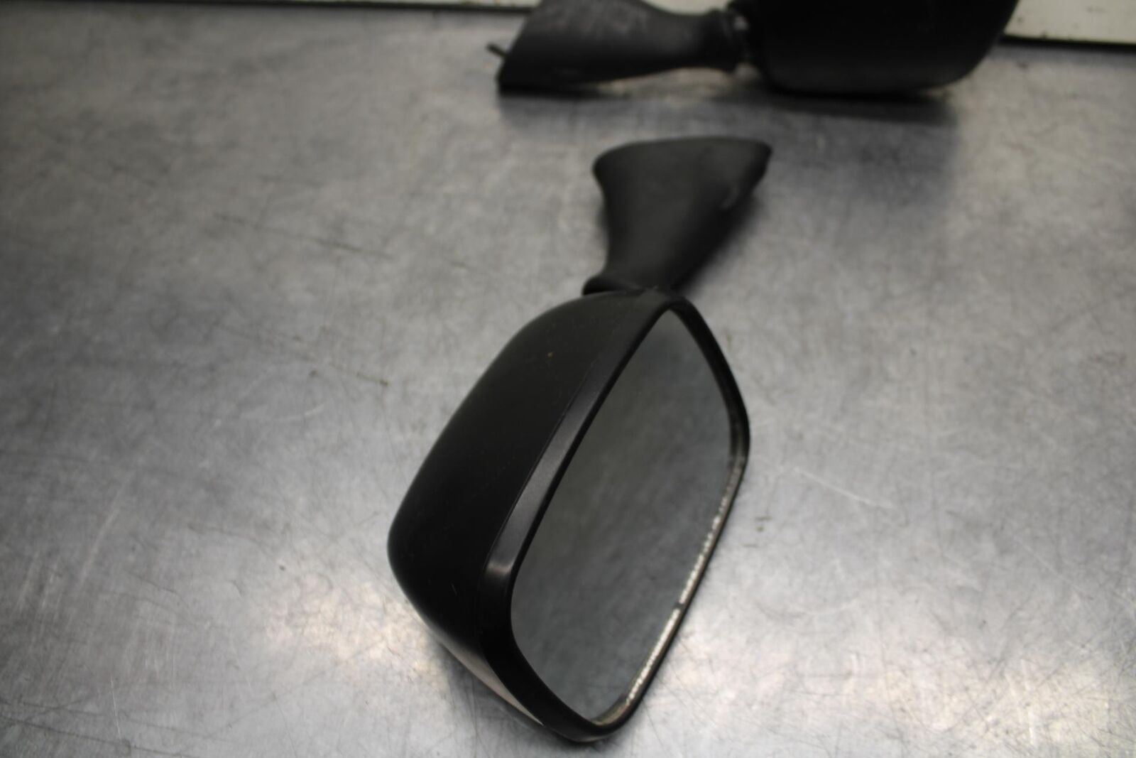 01 SUZUKI GSXR1000 600 750 MIRROR PAIR SET BB100