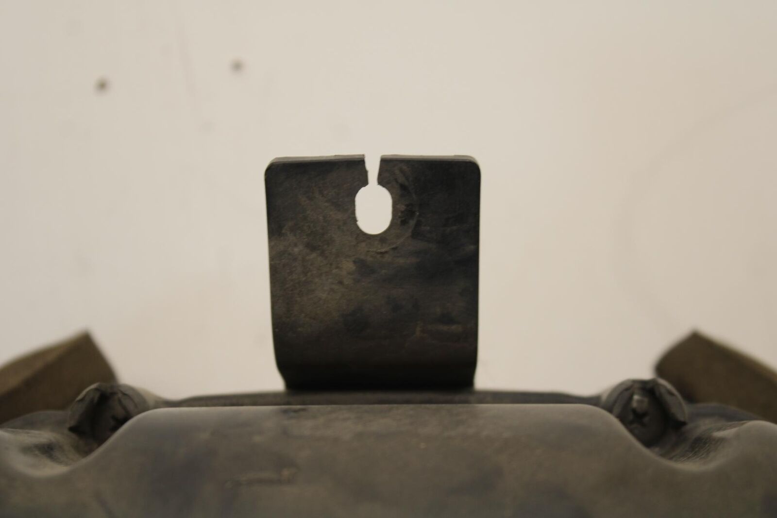 01-03 SUZUKI GSXR600 AIRBOX AIR INTAKE FILTER BOX 13700-39F00 BB633