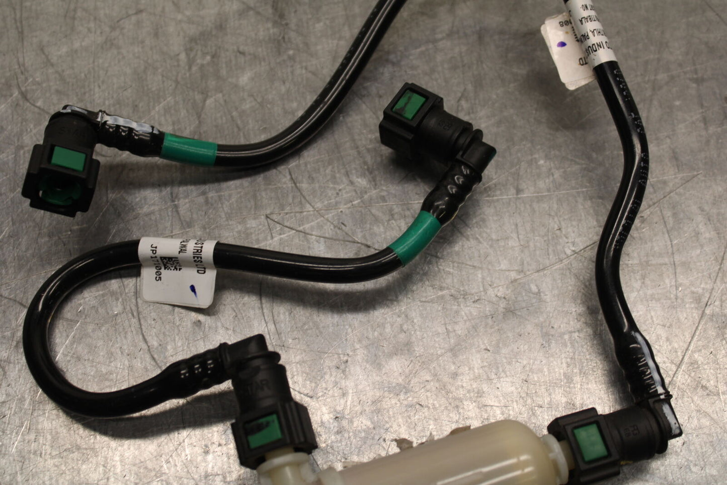 17-24 KTM 390 DUKE FUEL HOSE GAS LINE TUBE PIPE BB734