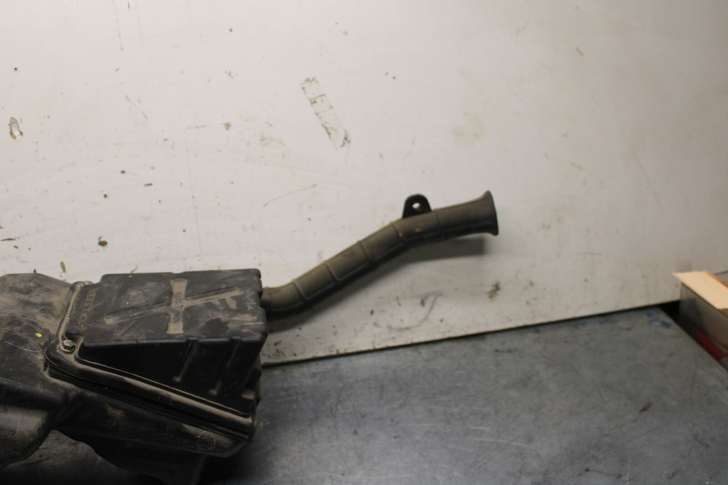 13-16 KTM 390 DUKE AIRBOX AIR INTAKE FILTER BOX BB748