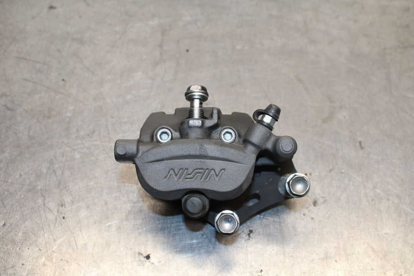 19-22 KAWASAKI Z400 RIGHT FRONT BRAKE CALIPER BB738