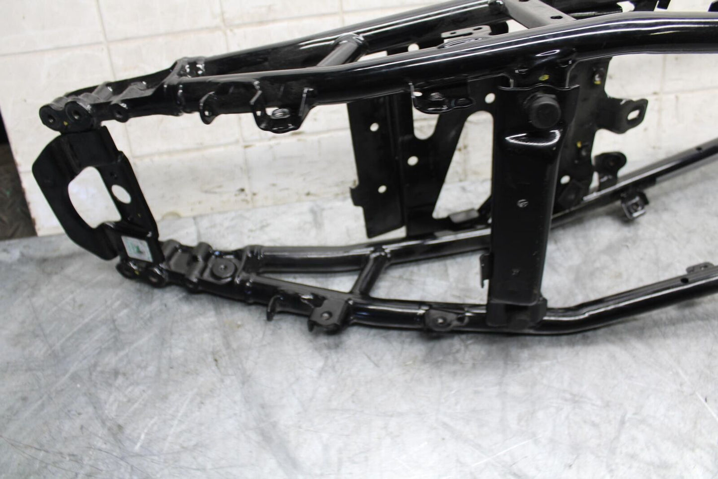 22-23 HUSQVARNA SVARTPILEN 401 REAR SUBFRAME BACK SUB FRAME BB541