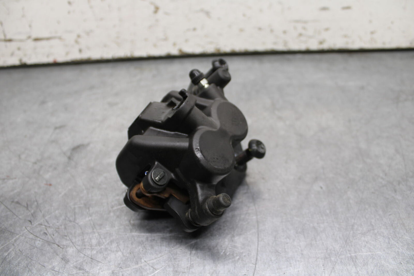 19-24 YAMAHA R3 RIGHT FRONT BRAKE CALIPER BB736