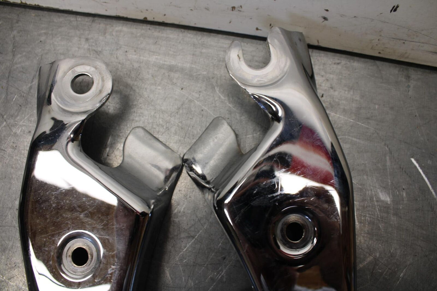 01-02 HONDA SHADOW SPIRIT 750 SUBFRAME FENDER SUPPORT FRAME COVER BB632