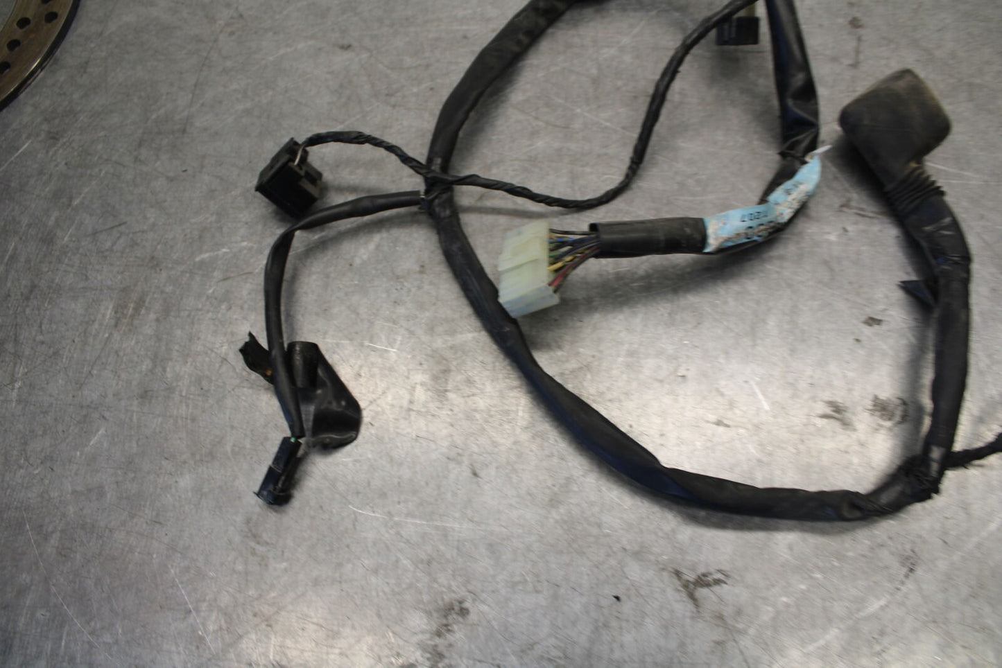 04 SUZUKI GSXR600 HEADLIGHT SPEEDO GAUGES HARNESS WIRE LOOM 36620-29G30 BB676