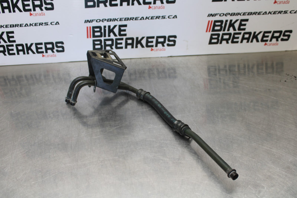 05-06 VICTORY KINGPIN DELUXE ENGINE MOTOR OIL COOLER HOSE BB195