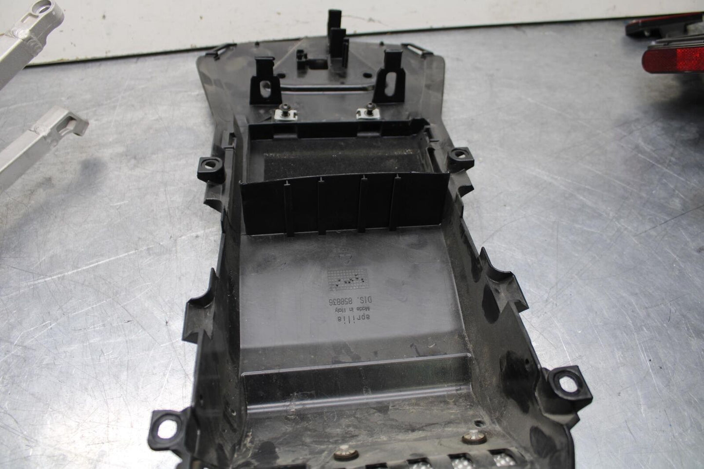 15-19 APRILIA RSV4 RF REAR SUBFRAME BACK SUB FRAME BB611