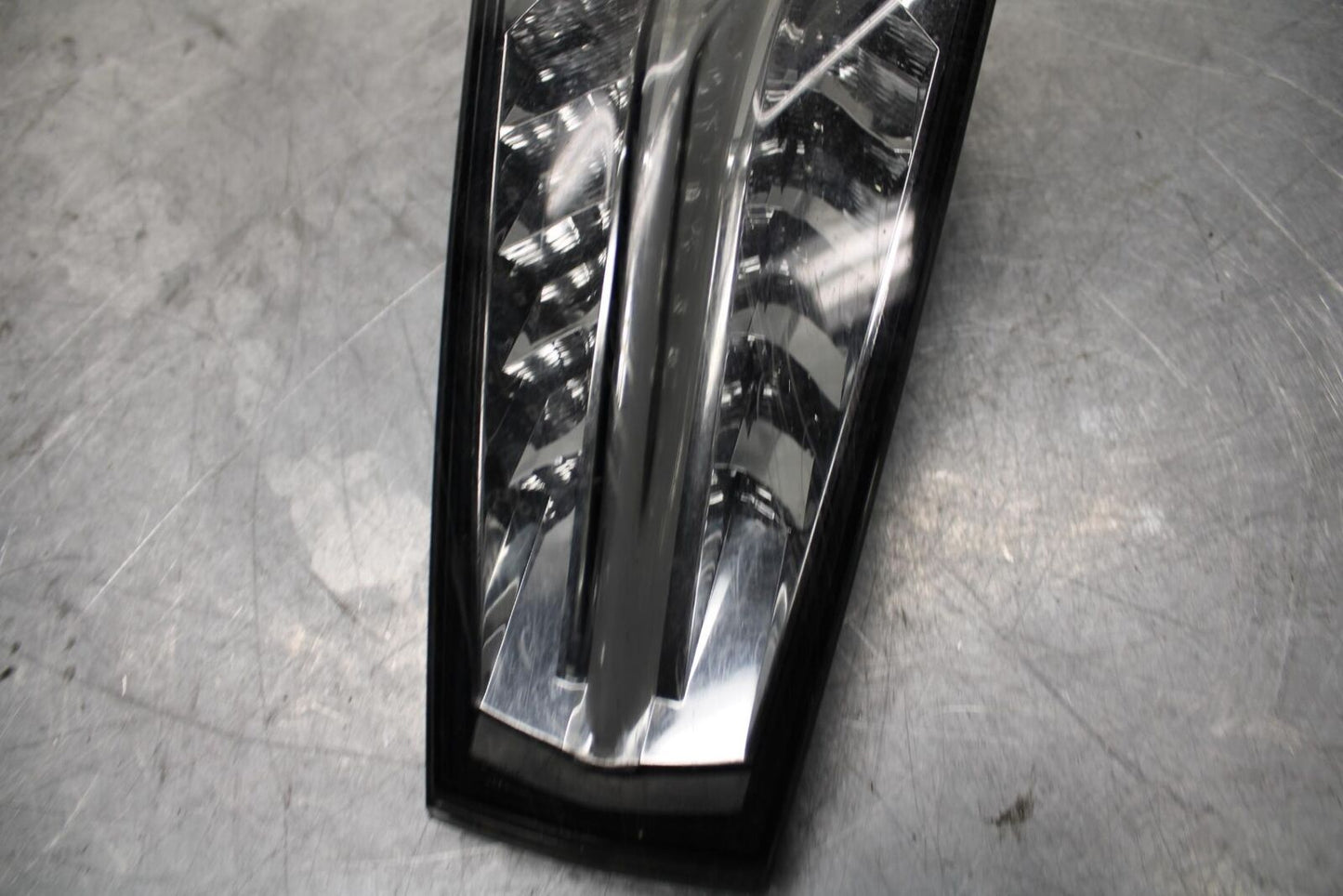 18 KTM RC 390 REAR TAIL TAILLIGHT BACK BRAKE LIGHT BB442