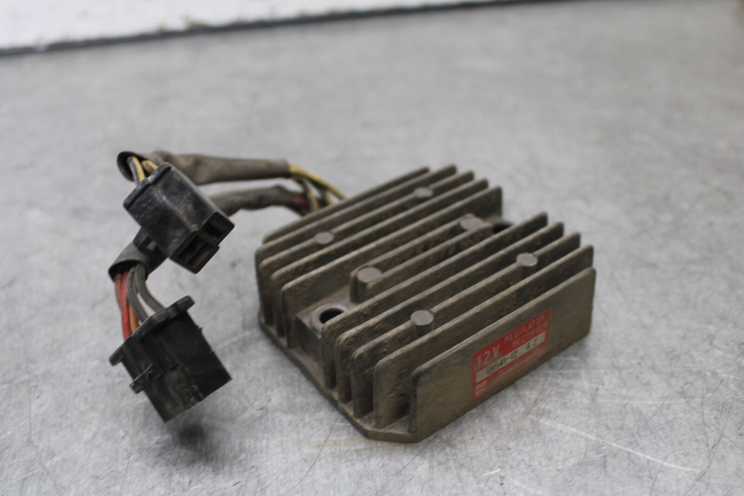 85-86 SUZUKI MADURA 1200 RECTIFIER VOLTAGE REGULATOR BB691