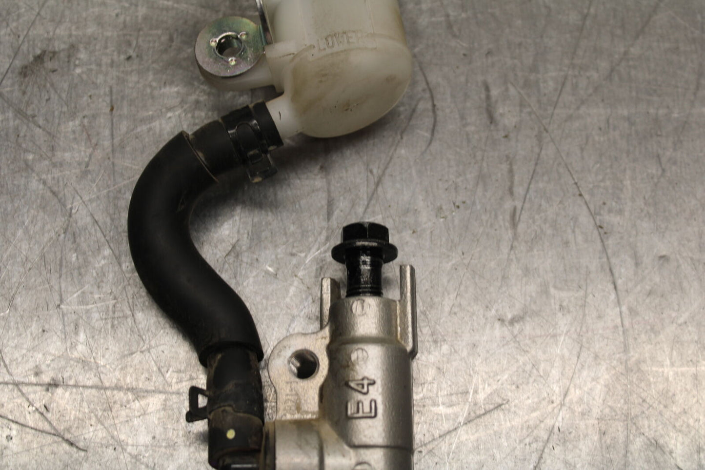 19-24 YAMAHA R3 REAR BACK BRAKE MASTER CYLINDER W RESERVOIR BB736