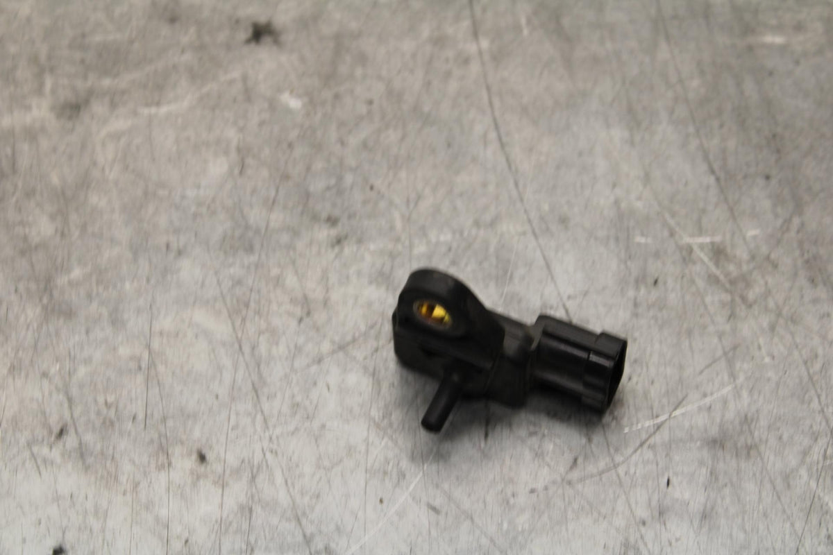 2005 Kawasaki Vulcan 1600 VN1600D Nomad MAP MASS AIR FLOW PRESSURE SENSOR BB556