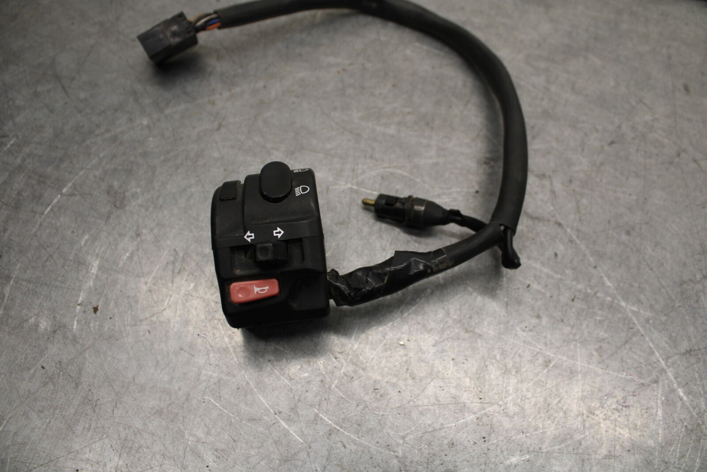 09-11 TRIUMPH DAYTONA 675 LEFT CLIP ON HANDLE HORN SIGNALS SWITCH SWITCHES BB652